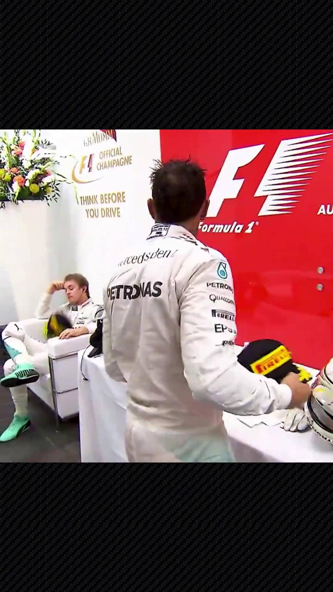 哈斯车队碾压红牛车队，汉密尔顿刷新纪录的简单介绍