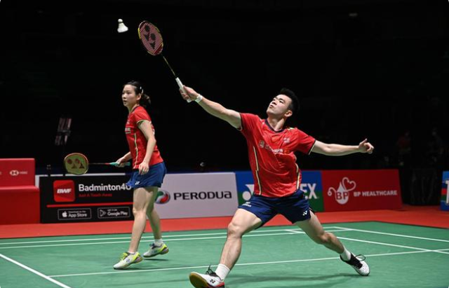 中国队横扫印尼队，郑思维刷新纪录