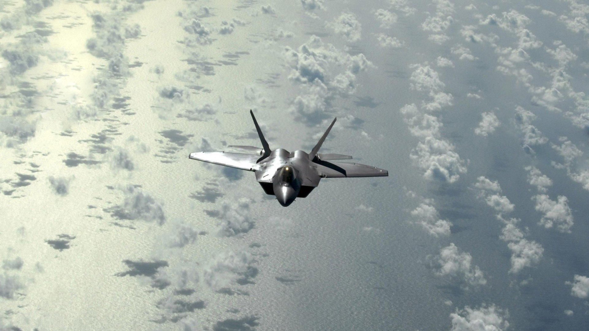 足球的B面，当奥地利险胜与C罗的胜利同框